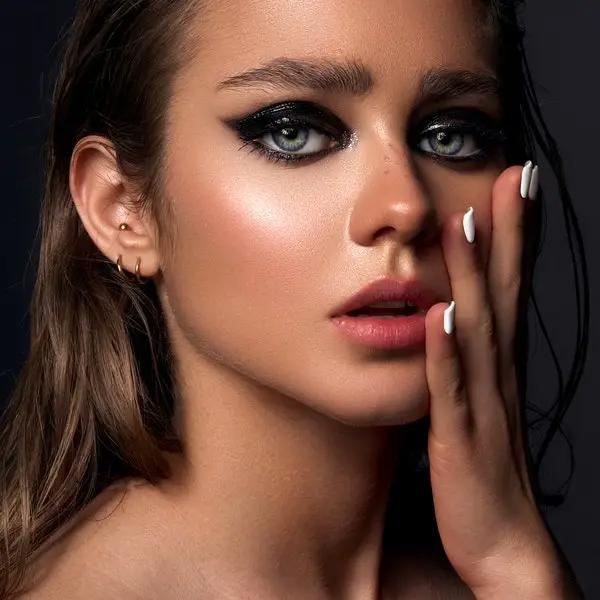 Prom Makeup Trends for 2022 Image