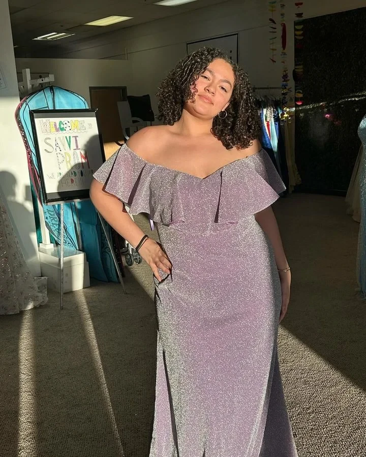 Real Girl Prom Image