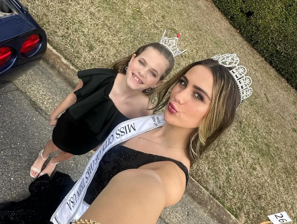 real savvi prom girls