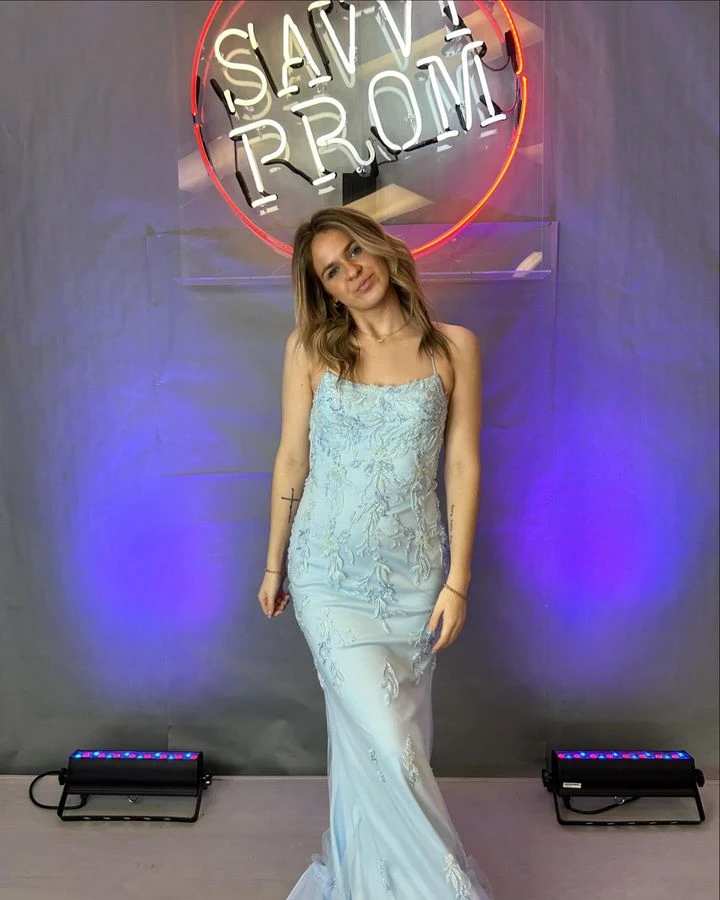 Real Girl Prom Image