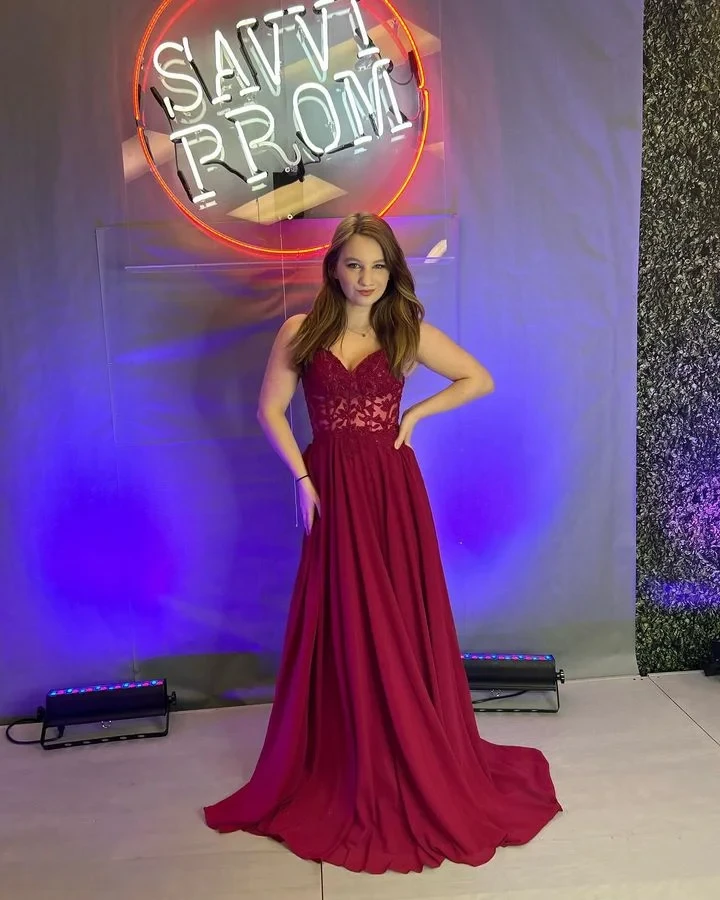 Real Girl Prom Image