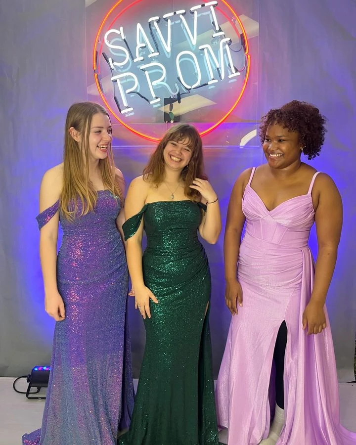 Real Girl Prom Image